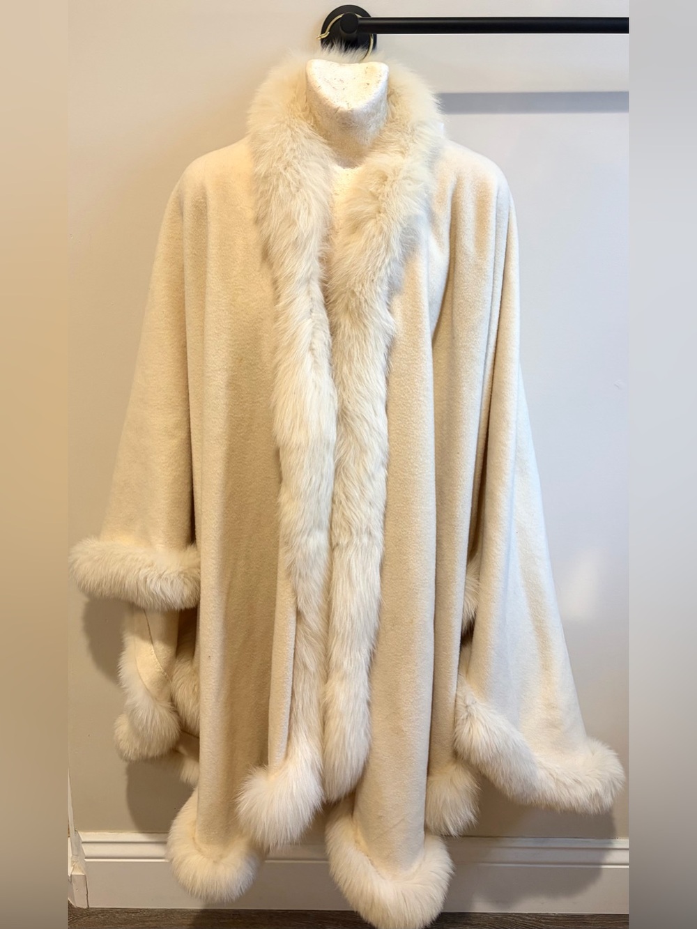 J Percy for Marvin Richards Cream Wool, Cashmere, wnd Faux Fur Trim Shaw